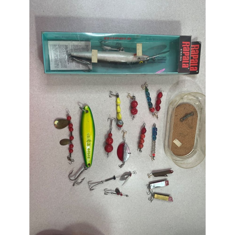 Old Vintage Fishing Gear Lures Lot
